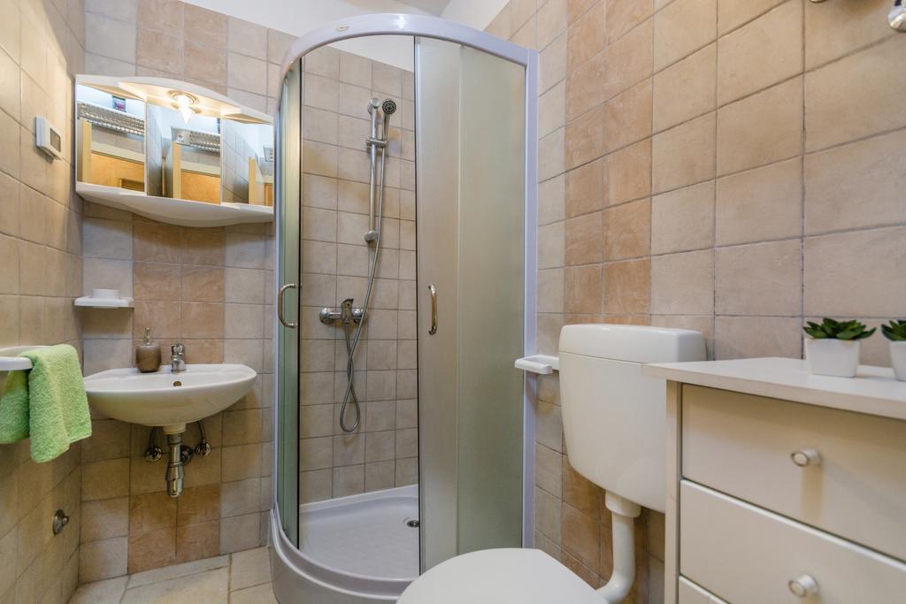 Apartment Velenik D&i