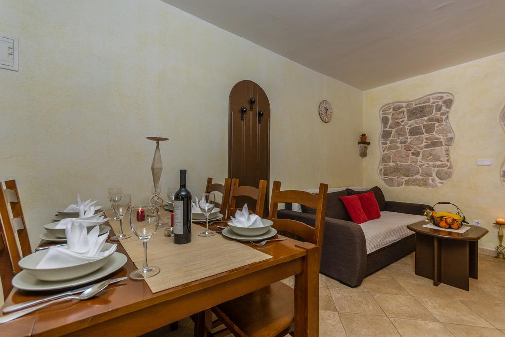 Velenik D&i * Poreč